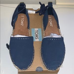 Tom's espadrilles